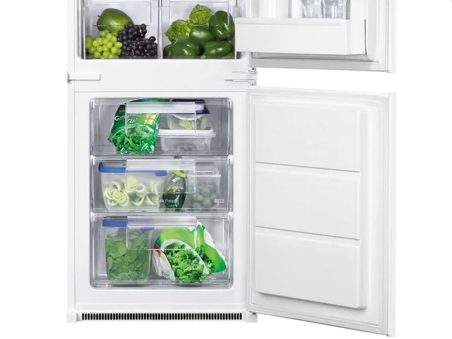 Zanussi Frigorifero incasso doppia porta ZBB28460SA Incasso 277L A++ Bianco frigorifero con congelat