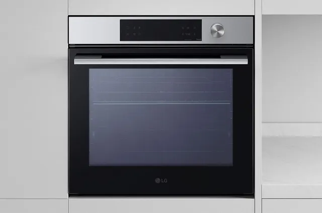 LG Forno incasso WSED7613S InstaView Forno da Incasso Multifunzione, Classe A+, 76L, 300°C, Air Fry, Sous Vide, Pizza, Sistema ProBake, EasyClean, Pirolisi, Wi-Fi, Isolamento 4 Vetri, Gui