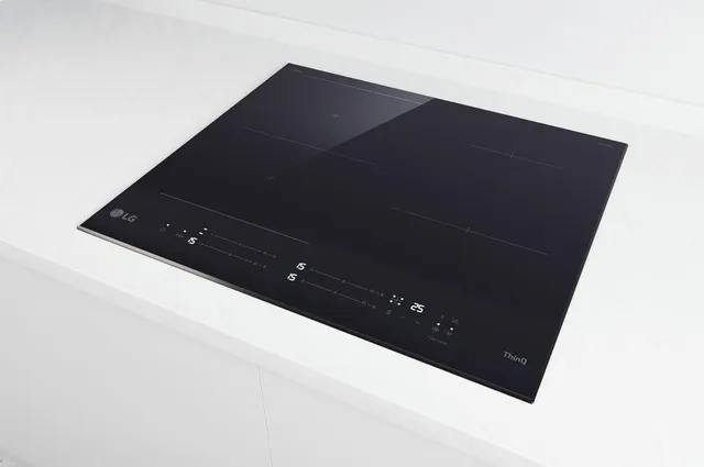 LG Piano cottura induzione CBIZ2435B Piano Cottura Induzione 60cm, Potenza da 2,5 a 7,4kW, 4 Zone To