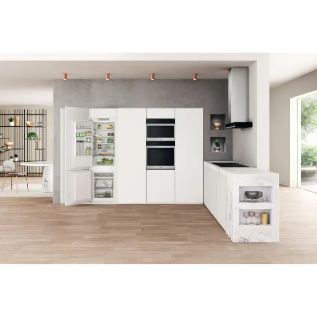 Whirlpool Frigorifero incasso doppia porta WHR 18 TD Frigorifero combinato da incasso