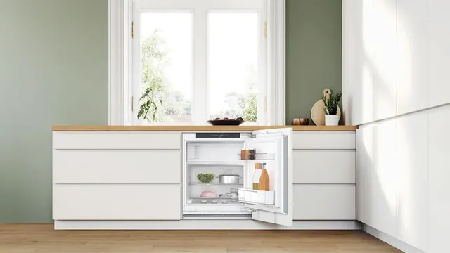 Bosch Frigorifero incasso monoporta KUL22VFD0 Serie 4 Frigo Sottopiano da incasso 82 x 59,8 cm