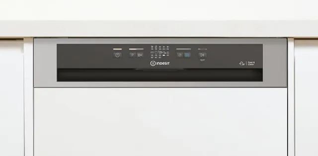 Indesit Lavastoviglie integrata totale I3B L634 X LAVASTOVIGLIE 2024 SEMI INCASSO NO PANNELLO SCOMPA