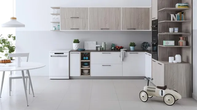 Indesit Lavastoviglie IN2FFC14BN6 Lavastoviglie 14 Coperti