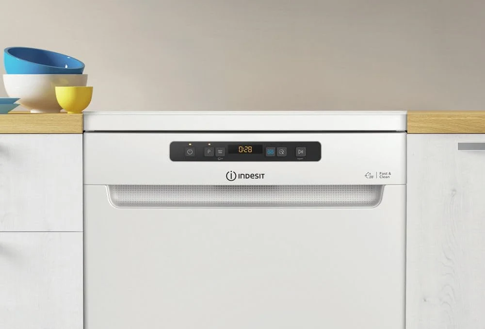 Indesit Lavastoviglie IN2FFC14BN6 Lavastoviglie 14 Coperti